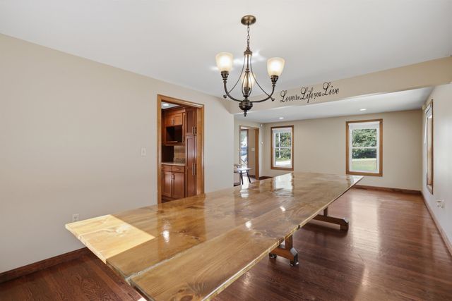 28 Rangers Drive, Hudson, NH 03051