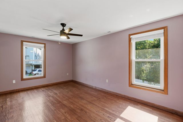 28 Rangers Drive, Hudson, NH 03051