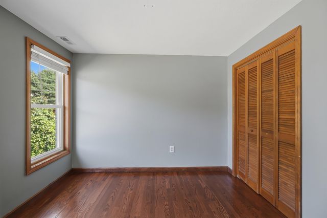 28 Rangers Drive, Hudson, NH 03051