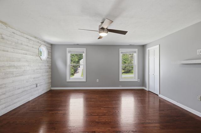 28 Rangers Drive, Hudson, NH 03051