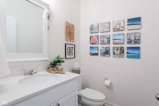 15586 Woodford Drive, Westfield, IN 46074