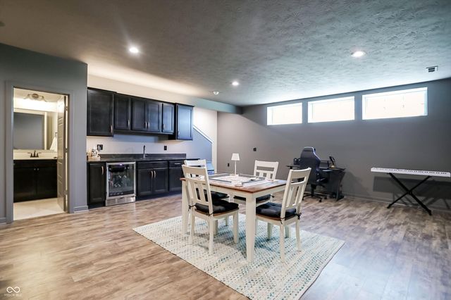 15586 Woodford Drive, Westfield, IN 46074