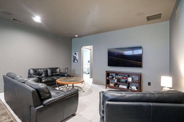 15586 Woodford Drive, Westfield, IN 46074