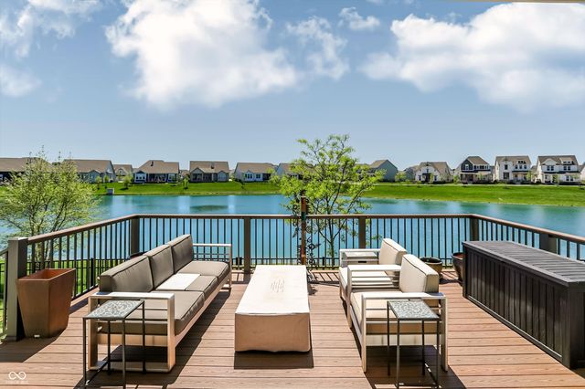 15586 Woodford Drive, Westfield, IN 46074