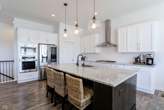 15586 Woodford Drive, Westfield, IN 46074