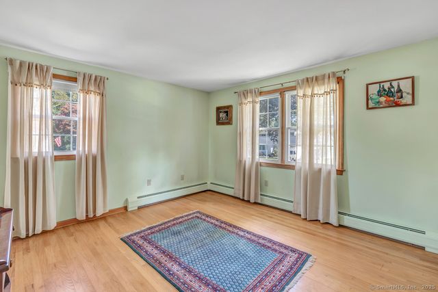 60 Carriage Drive, Stratford, CT 06614
