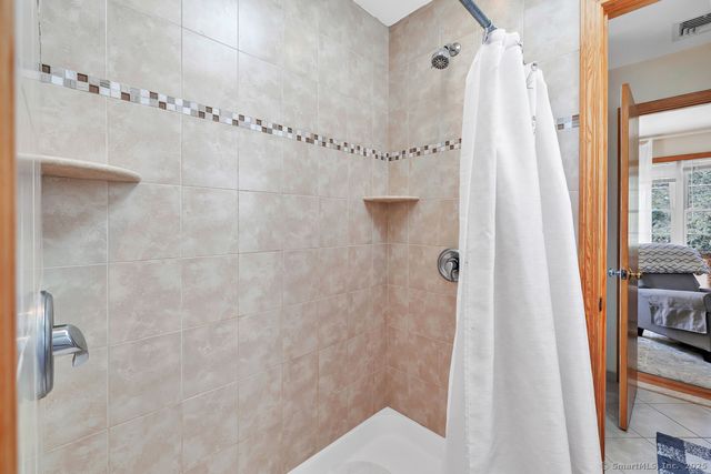 60 Carriage Drive, Stratford, CT 06614