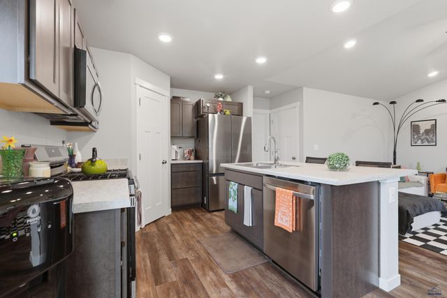 424 HENRY POTTER RD, Box Elder, SD 57719