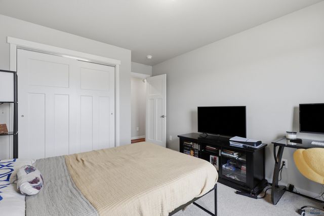 424 HENRY POTTER RD, Box Elder, SD 57719