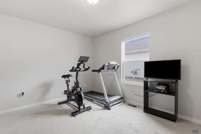 424 HENRY POTTER RD, Box Elder, SD 57719