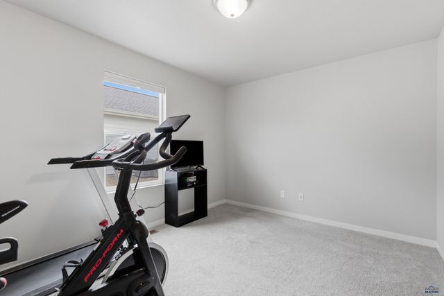 424 HENRY POTTER RD, Box Elder, SD 57719