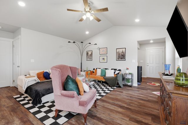 424 HENRY POTTER RD, Box Elder, SD 57719