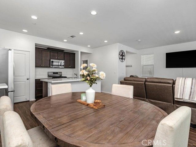 29425 Bovenzi Way, Winchester, CA 92596