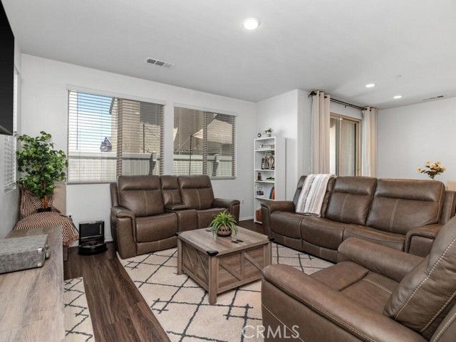 29425 Bovenzi Way, Winchester, CA 92596