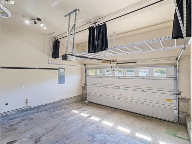 3618 WILD ROSE Loop, West Linn, OR 97068