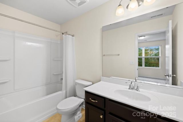 2773 Sawbridge Lane, Gastonia, NC 28056