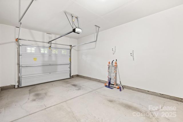 2773 Sawbridge Lane, Gastonia, NC 28056