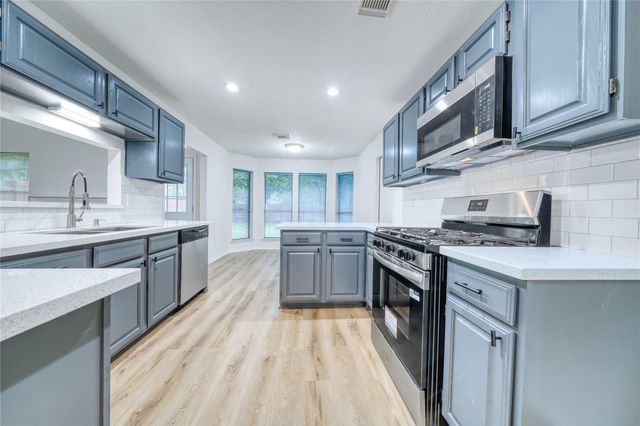 14507 Circlewood Way, Houston, TX 77062
