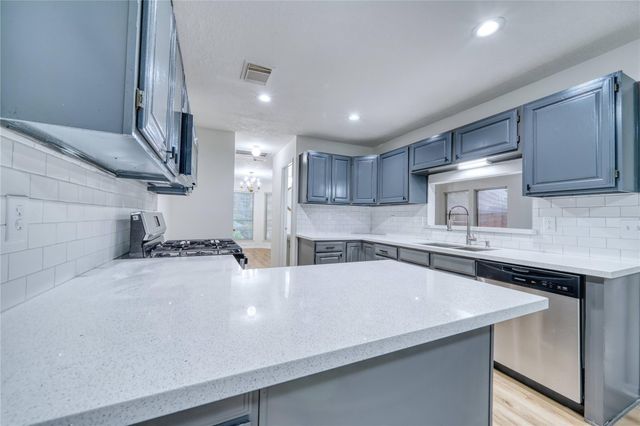 14507 Circlewood Way, Houston, TX 77062