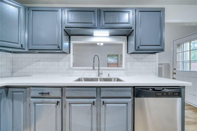 14507 Circlewood Way, Houston, TX 77062