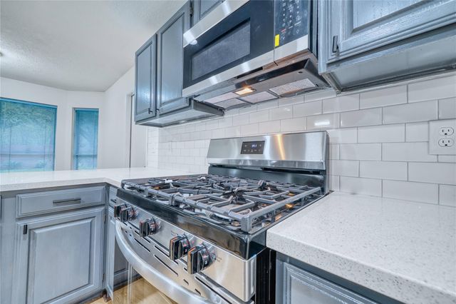 14507 Circlewood Way, Houston, TX 77062