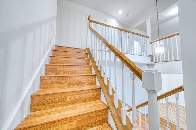 14507 Circlewood Way, Houston, TX 77062
