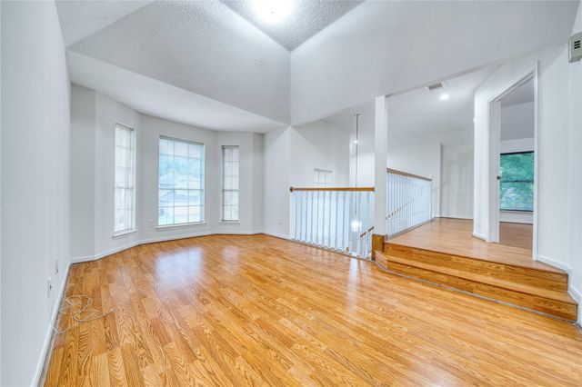 14507 Circlewood Way, Houston, TX 77062