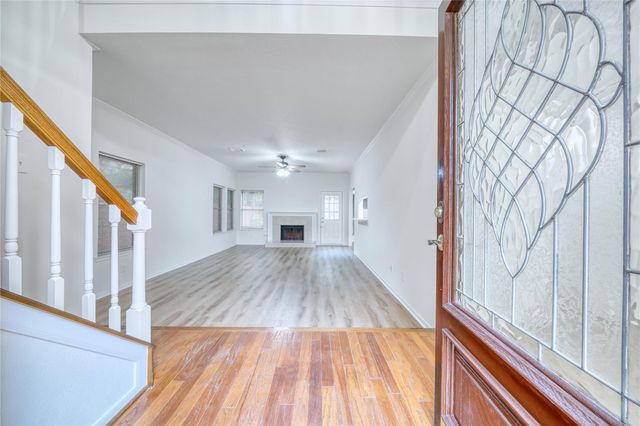 14507 Circlewood Way, Houston, TX 77062