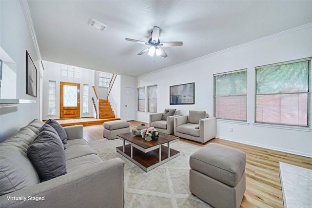 14507 Circlewood Way, Houston, TX 77062