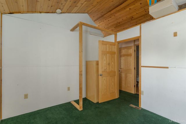 3985 Us2 Highway, Iron River, MI 49935