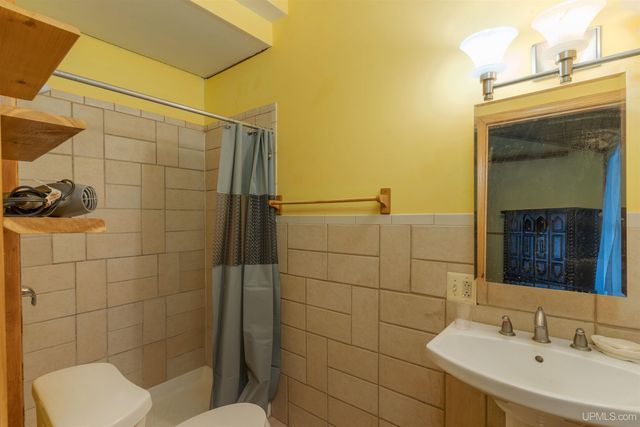 3985 Us2 Highway, Iron River, MI 49935