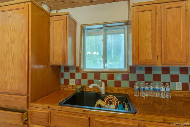 3985 Us2 Highway, Iron River, MI 49935