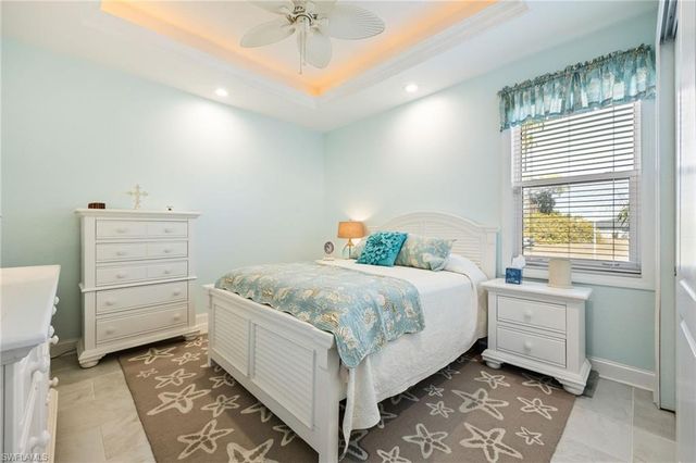 1309 NW 3rd PL, Cape Coral, FL 33993