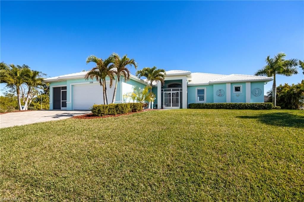 1309 NW 3rd PL, Cape Coral, FL 33993