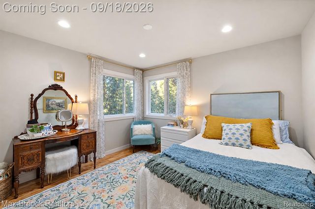 5405 Possum Lane, Orchard Lake, MI 48324