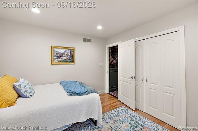 5405 Possum Lane, Orchard Lake, MI 48324