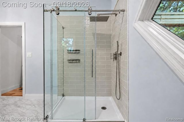 5405 Possum Lane, Orchard Lake, MI 48324