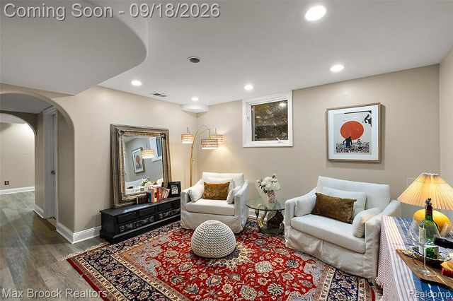 5405 Possum Lane, Orchard Lake, MI 48324