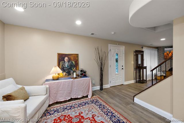 5405 Possum Lane, Orchard Lake, MI 48324