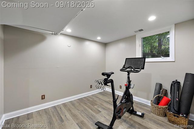 5405 Possum Lane, Orchard Lake, MI 48324