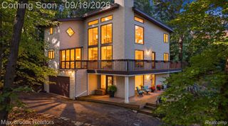 5405 Possum Lane, Orchard Lake, MI 48324