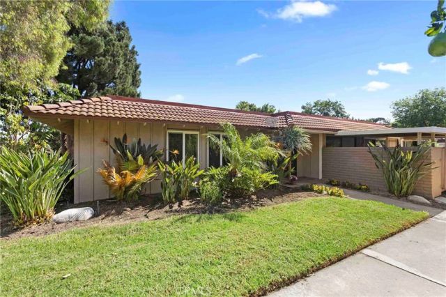 3095 N Via Serena B, Laguna Woods, CA 92637