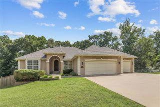 13 Shelly Lane, Bella Vista, AR 72714