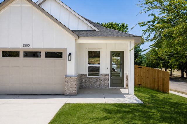 3500 Oscar Avenue, Fort Worth, TX 76106