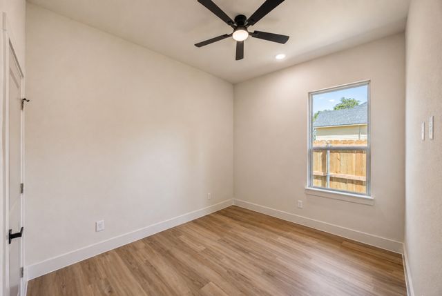 3500 Oscar Avenue, Fort Worth, TX 76106