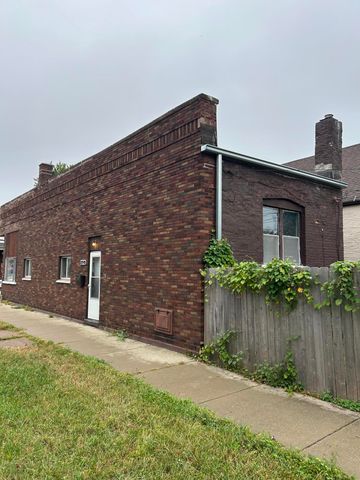 1549 Myrtle Avenue, Whiting, IN 46394