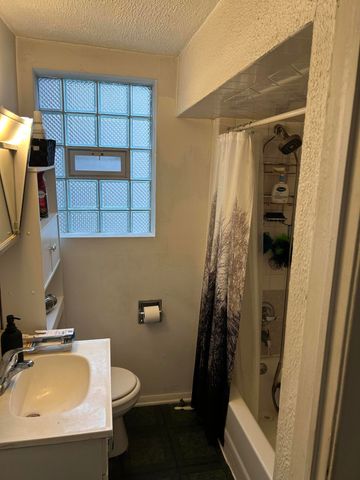 1549 Myrtle Avenue, Whiting, IN 46394
