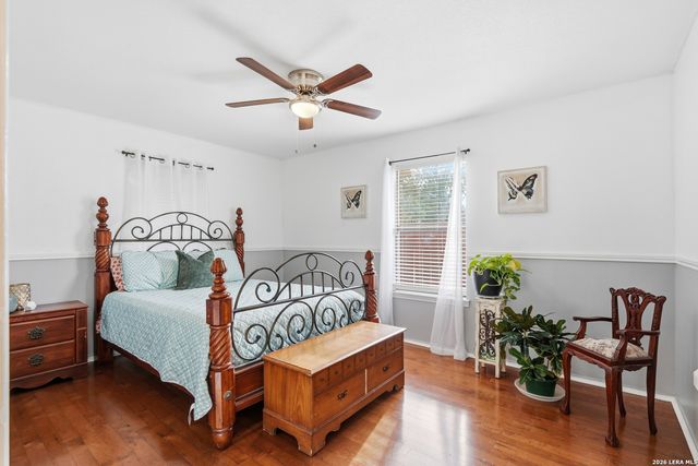 1658 Redwood Street, Seguin, TX 78155