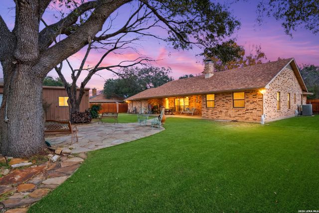 1658 Redwood Street, Seguin, TX 78155