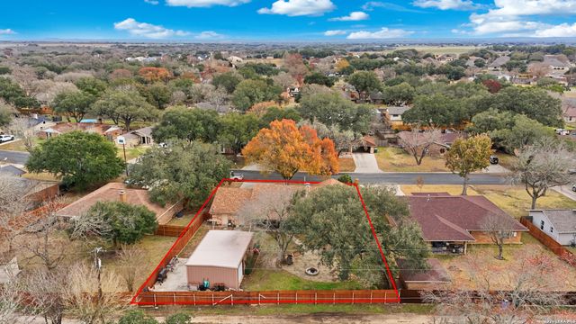 1658 Redwood Street, Seguin, TX 78155